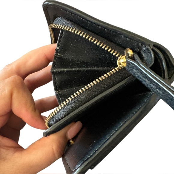 Marc Jacobs pebbled leather Black wallet - Picture 14 of 14